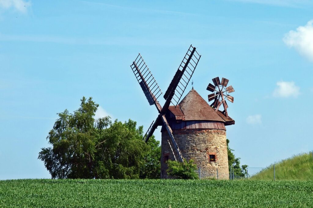 Moulins